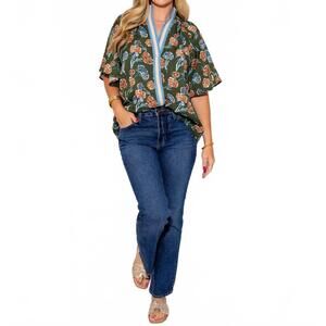 NEW THML garden bloom split neck top in green